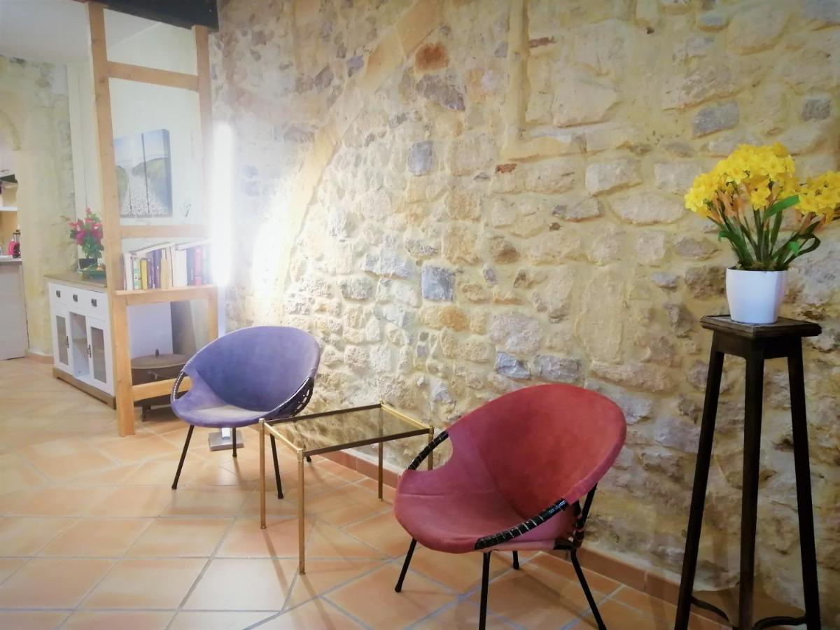 Apartamento Coquet Studio Au Pied Des Arenes, Wifi Arlés Exterior foto